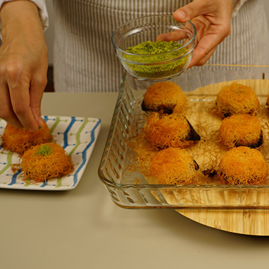 Muffin Kalıbında Muhallebili Kadayıf