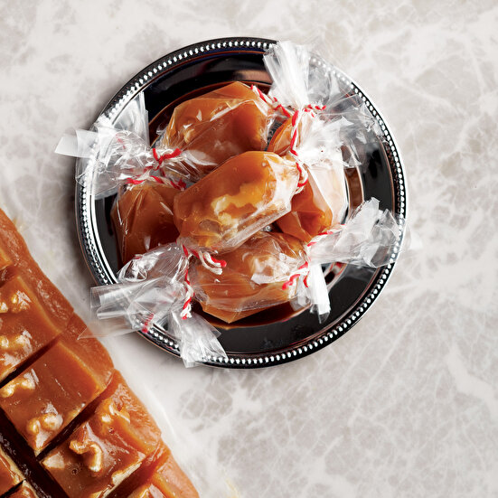 Cevizli Karamel Şekerler