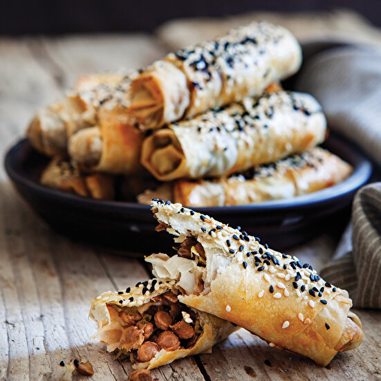 Mercimekli Kimyonlu Börek