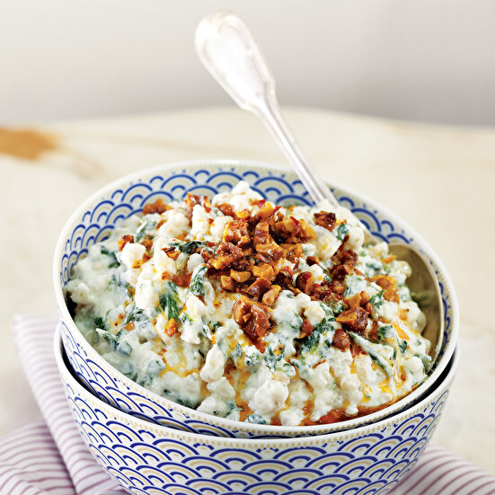 Buğdaylı Ispanaklı Cevizli Salata