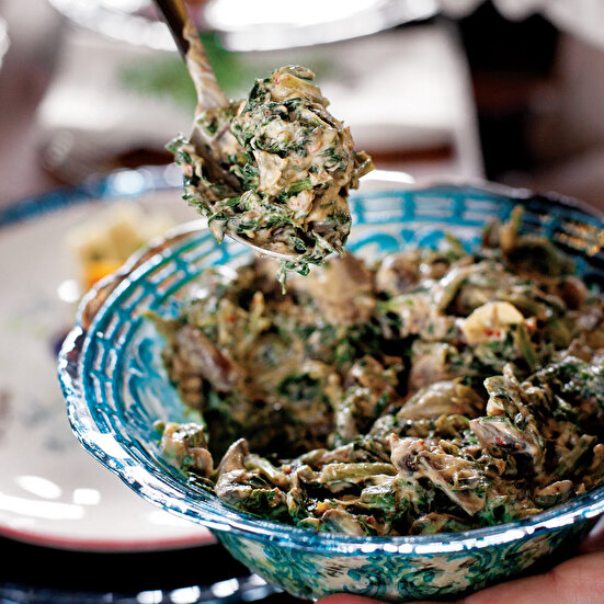 Kremalı Mantarlı Ispanak