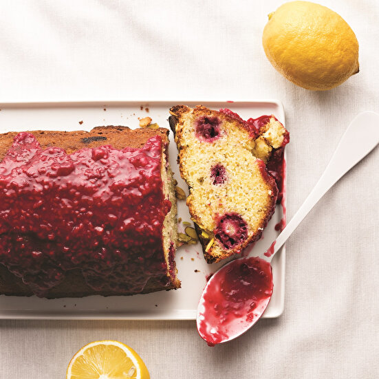 Limonlu Frambuazlı Fıstıklı Kek