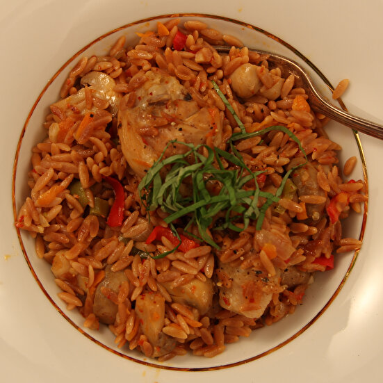 Tavuklu Arpa Şehriyeli Pilav