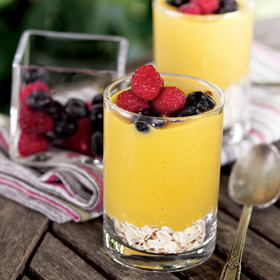 Mangolu ve Hindistan Cevizli Puding