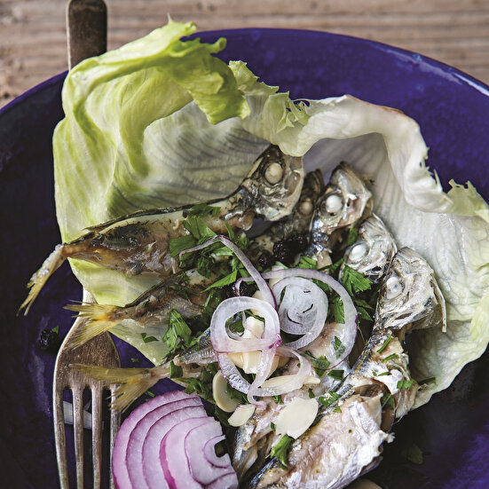 Göbekte İstavrit Buğulama