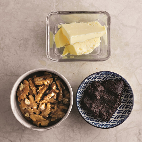 Zeytin ve Cevizli Çörek