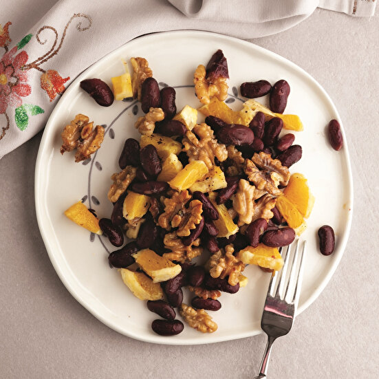 Cevizli Portakallı Meksika Salatası