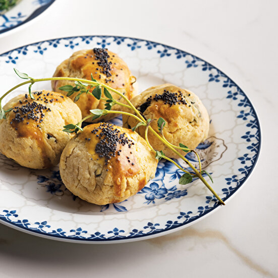 Zeytinli Taze Kekikli Çörek