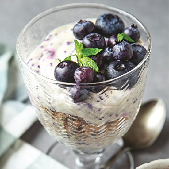 Bardakta Orman Meyveli Muhallebi