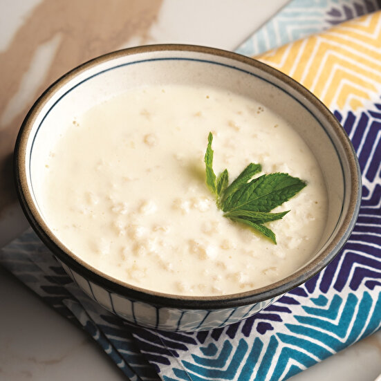 Tavuk Suyuna Yıldız Çorbası