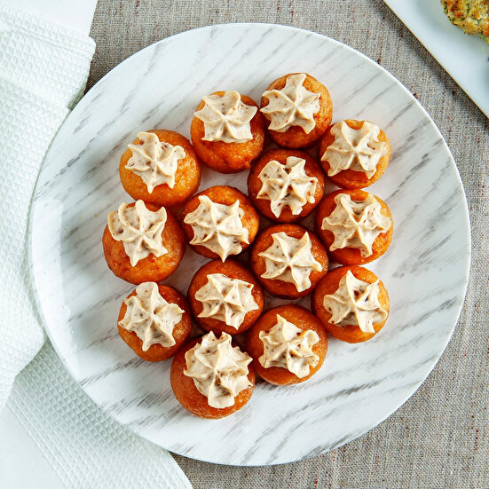 Hurma-Labne Kremalı Kemalpaşa Tatlısı