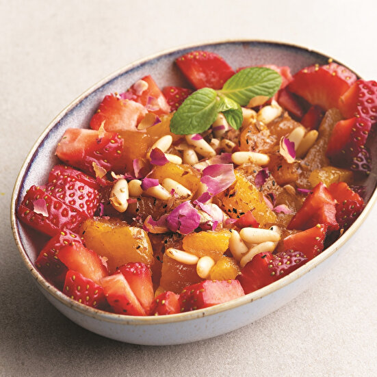 Güllü Çilek Kayısı Sote