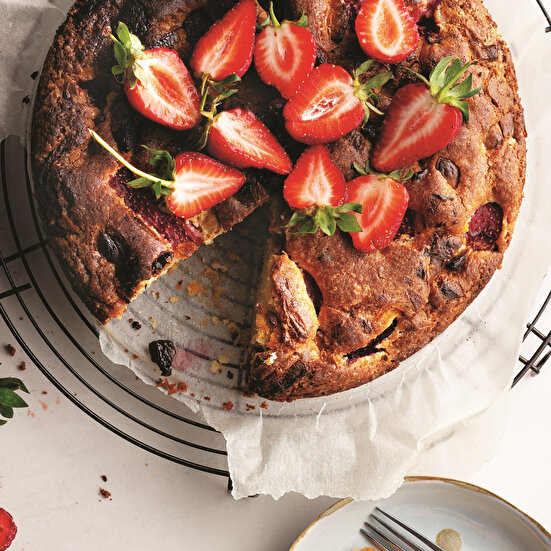 Çilekli Mevsim Keki