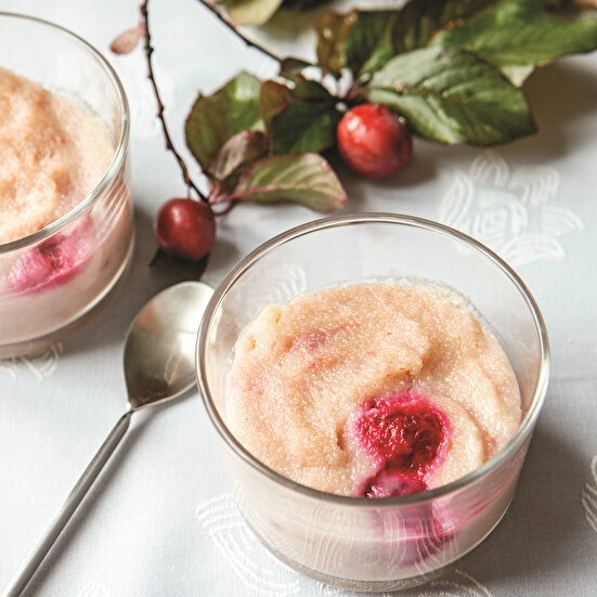 Ahududulu İrmikli Sütlü Tatlı