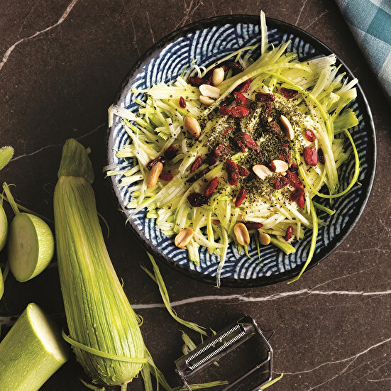 Yer Fıstıklı Kabak Salatası