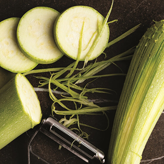 Yer Fıstıklı Kabak Salatası