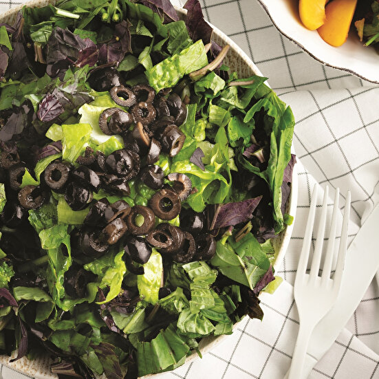 Zeytinli ve Reyhanlı Salata