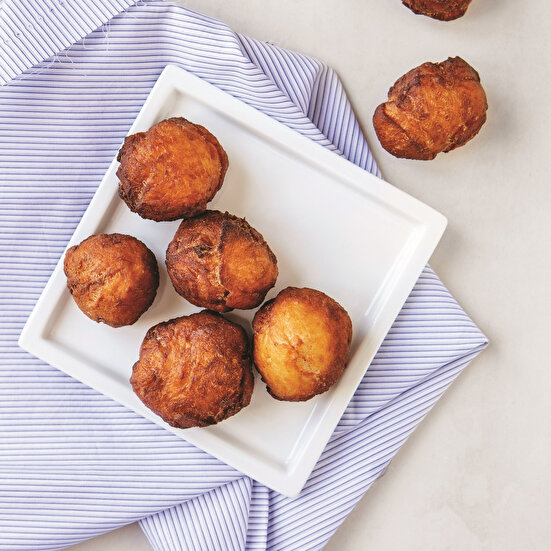 Siyah Sarımsaklı Pişi