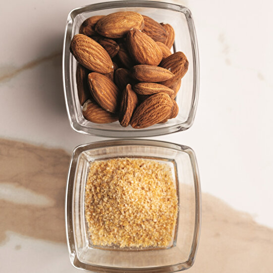 Sarımsaklı Bademli Tuzlu Halka