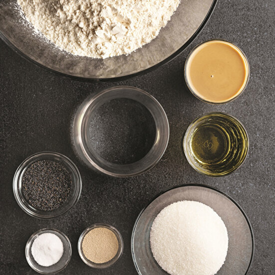 Temel Tahinli Çörek