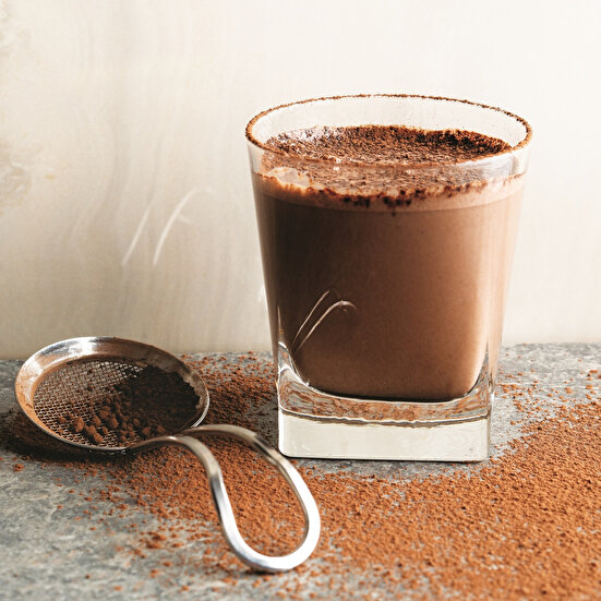 Kakaolu ve Fındık Sütlü İçecek