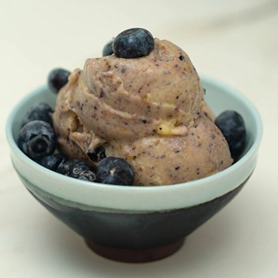 Muzlu Yaban Mersinli Dondurma