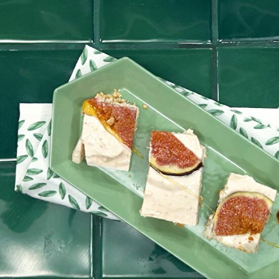 Yoğurtlu Fit İncir Tatlısı