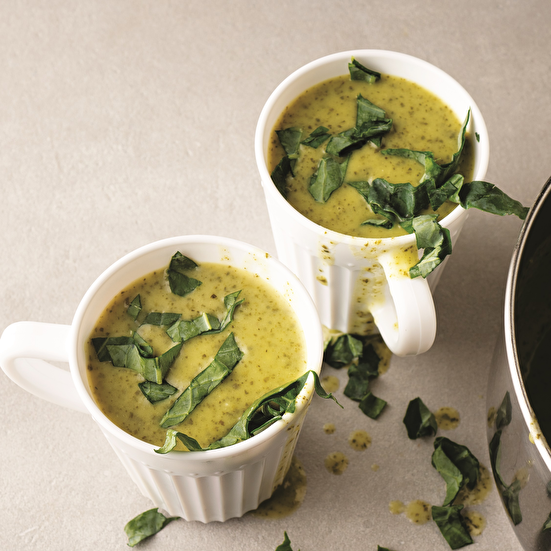 Patatesli Karalahana Çorbası