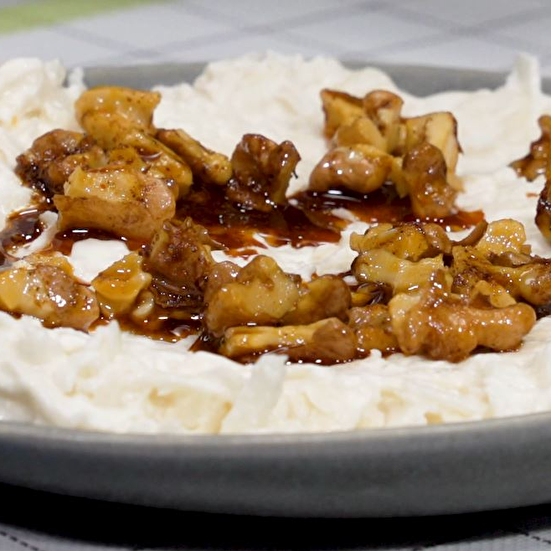 Armutlu Kereviz Salatası