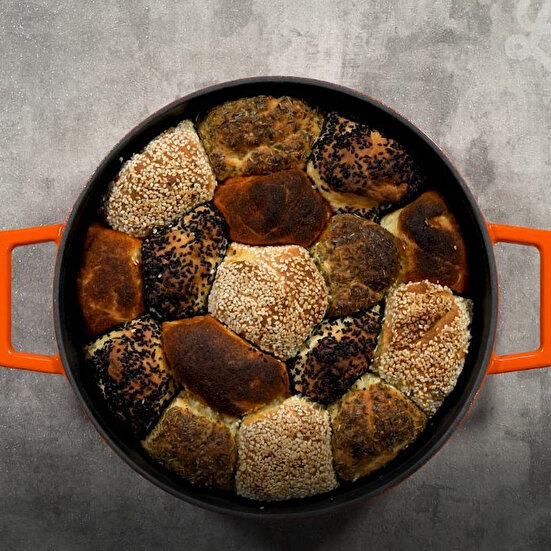 Sarımsaklı Ekmek Topları