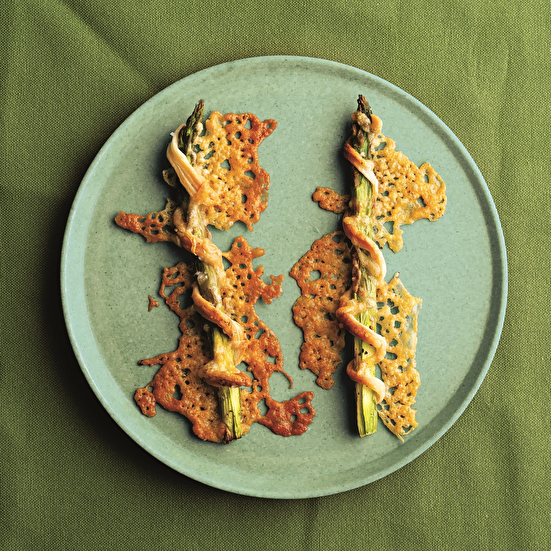 Milföylü Çıtır Kuşkonmaz