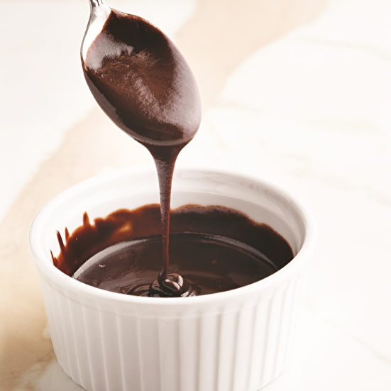 Hindistan Cevizi Yağlı Çikolata Sosu