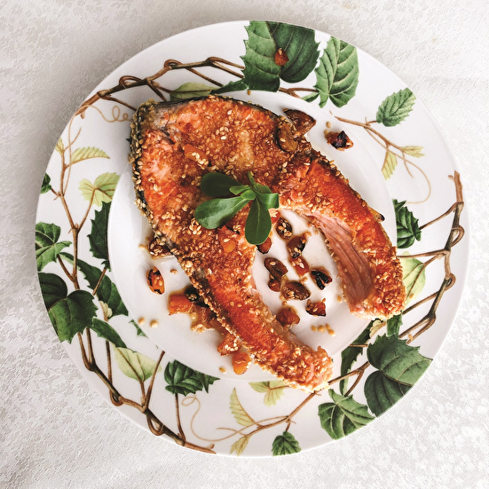 Kavrulmuş Susamlı Kayısılı Somon