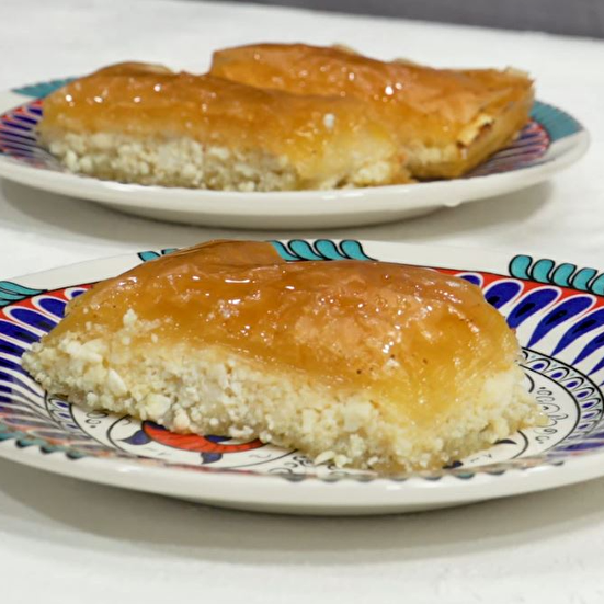 Ballı Lorlu Baklava
