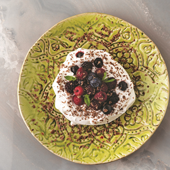 Orman Meyveli Pavlova