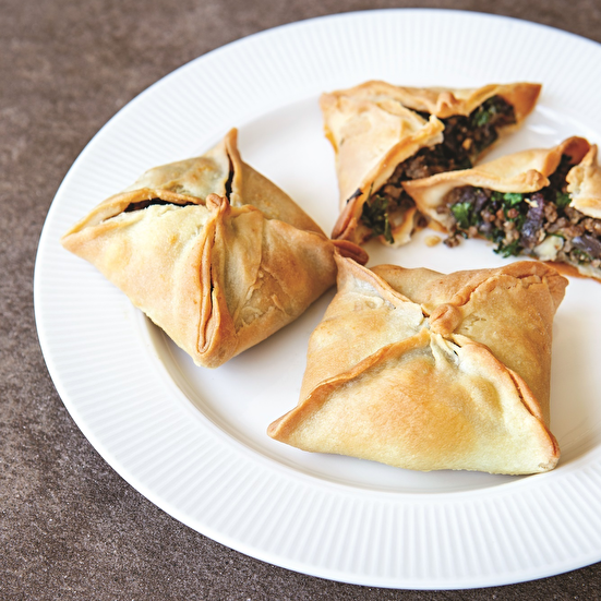 Klasik Kıymalı Börek