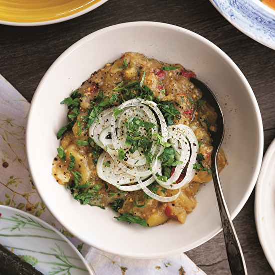 Közlenmiş Patlıcan Salatası