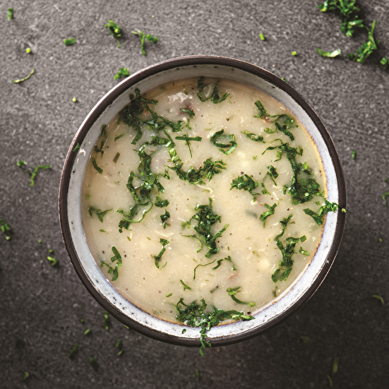 Kuskuslu Naneli Mantar Çorbası