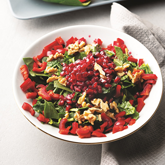 Narlı Taze Ispanak Salatası