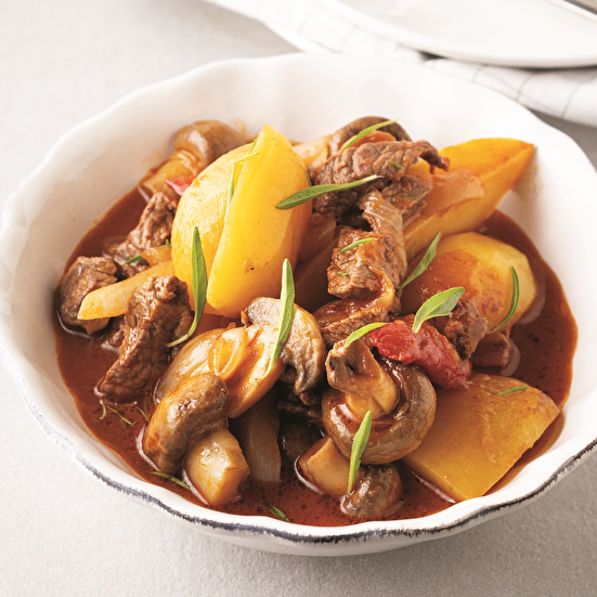 Mantarlı Patatesli Kuzu Etli Güveç