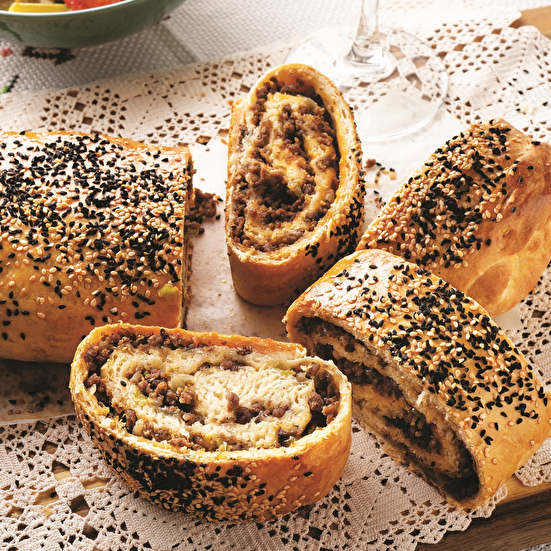Kıymalı Çörek