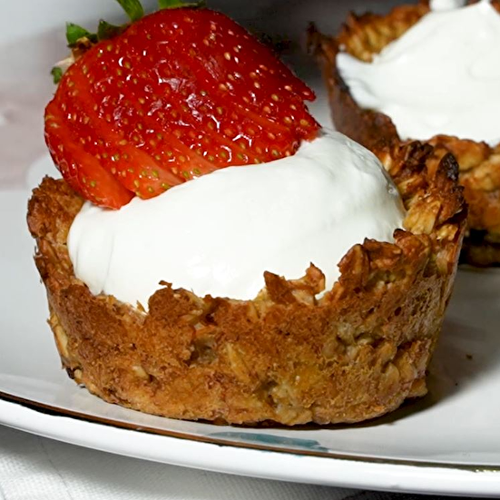 Meyveli Yulaf Kupları