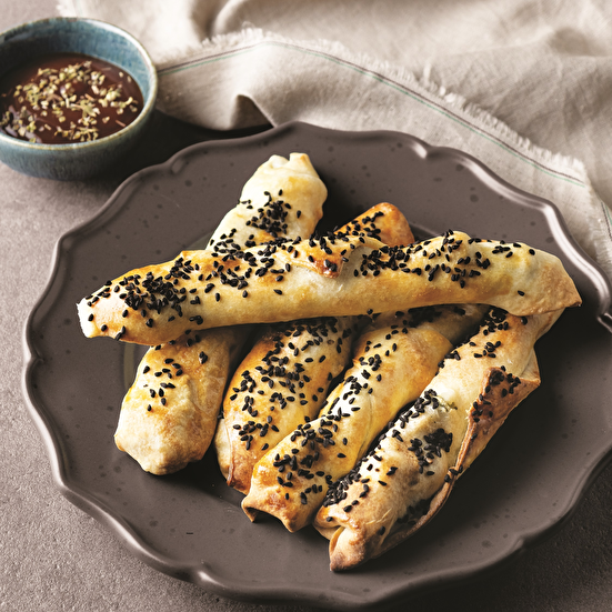 Bamyalı Açma Börek