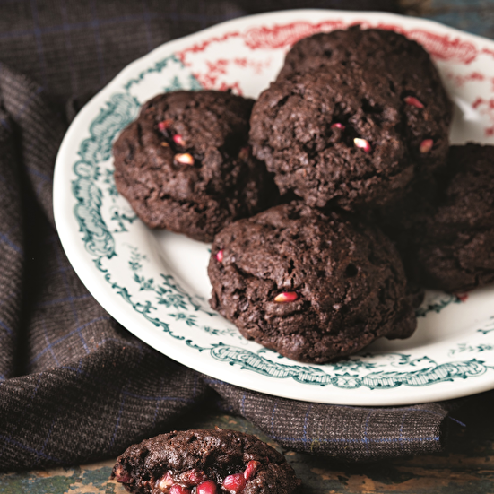 Narlı Çikolatalı Küçük Kekler