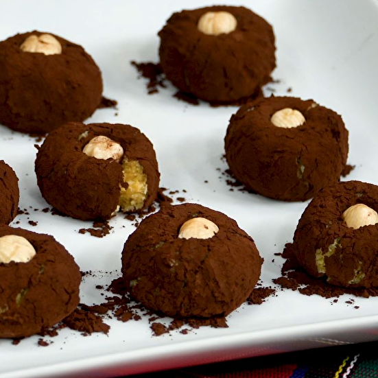 Pişmeyen Fındıklı Toplar