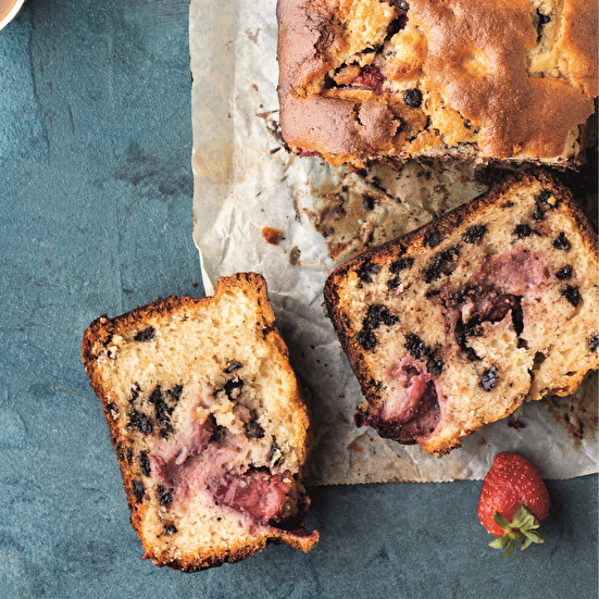 Damla Çikolatalı Çilekli Kek