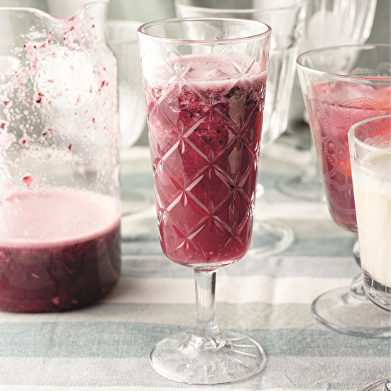 Limonlu Yaban Mersinli Soğuk İçecek