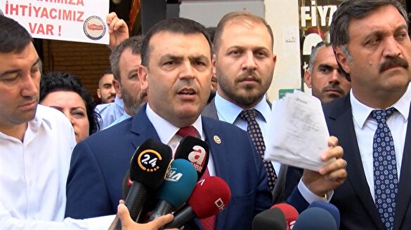 Erdoğan'ın çağrısıyla 3 milyon dolar bozdurdular