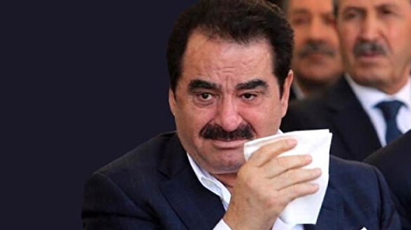 İbrahim Tatlıses gözyaşlarına boğuldu