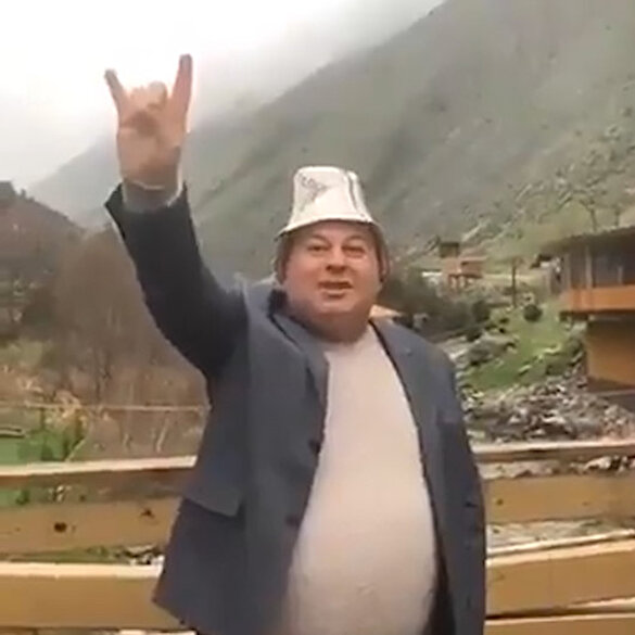 MHP'li milletvekili Tanrı Dağları'nda uludu